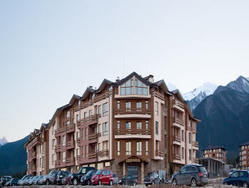 ГРИЙН УУД, Банско