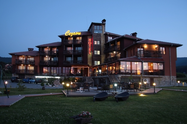 СЕЗОНИ, Цигов Чарк 