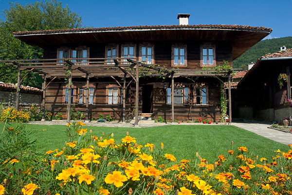 Хотел ХАДЖИГЕРГЕВАТА КЪЩА, Жеравна / BulTravel - Агент Експрес