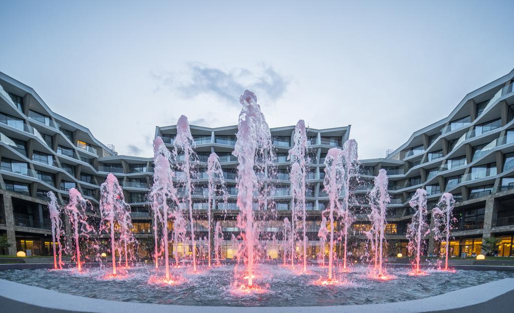 Настаняване във Вили в х-л Wave Resort 5*, Поморие