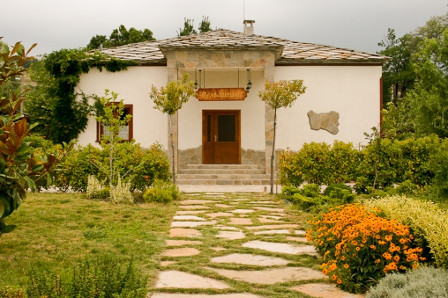 ЛАЙТ КАСЪЛ, Ивайловград