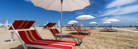 Почивка в ИТАЛИЯ - РИМИНИ, хотел Vittoria 4* - с директен полет до Римини и обслужване на български език! Специална ваканционна програма за над 55 годишни & Приятели! Гарантирани места!