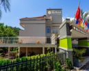 Rich Melissa Hotel