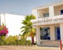 CLUB SHARK HOTEL