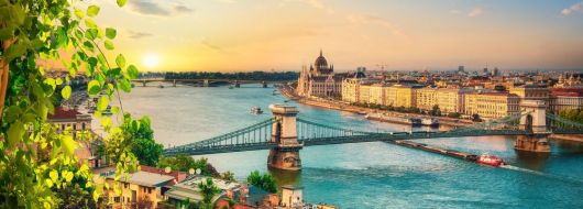 Великден в Будапеща със самолет