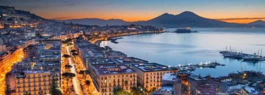 Неапол 4 нощувки със самолет