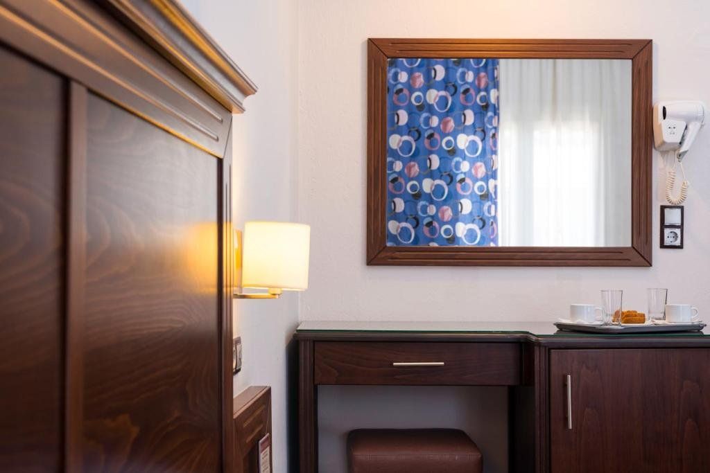 Olympion Hotel