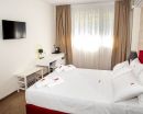 City Plaza Apartments & Rooms
